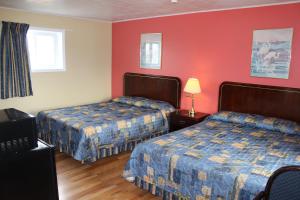 colonial motel