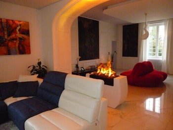 Chateau De Maraval (Adults Only),Cenac>>Beynac-Et-Cazenac,4 star