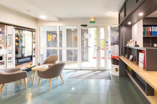 bandb hotel laval change