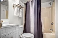 kittery inn and suites