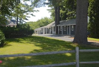Kittery Inn And Suites,New Castle>>Kittery,2.5 star