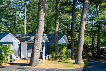 Kittery Inn And Suites,New Castle>>Kittery,2.5 star