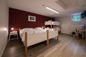 auberge des 3 fontaines hostel