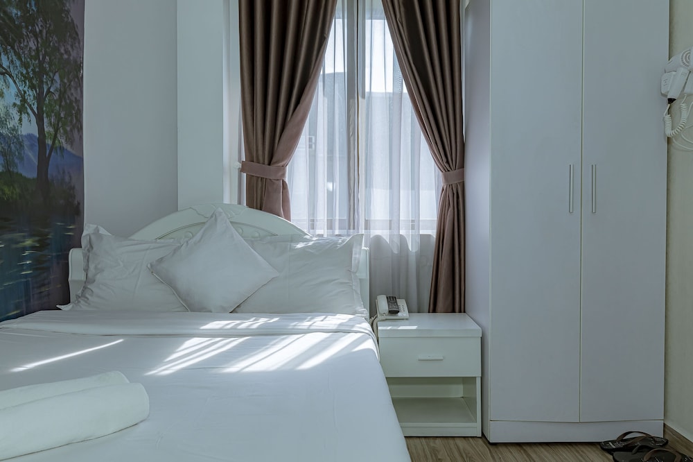 kens backpackers hotel