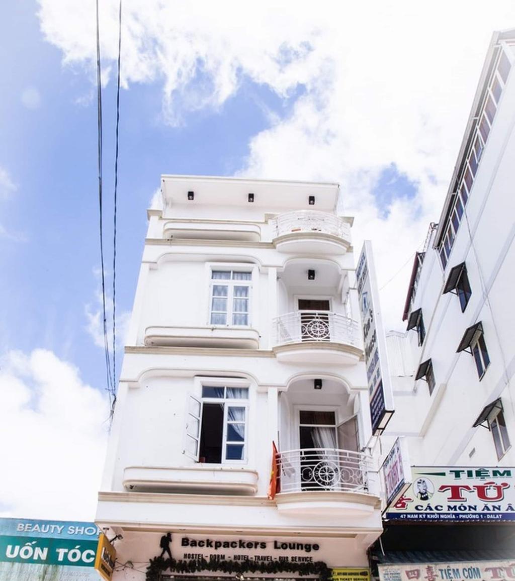 kens backpackers hotel