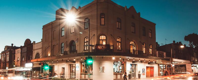 Crown Hotel Surry Hills,Lower Southgate>>Chippendale,3 star