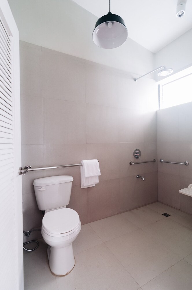 spin designer hostel