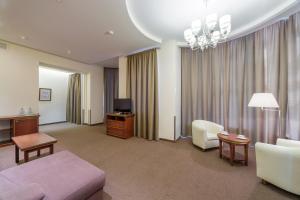 alarus luxe hotel and restaurant