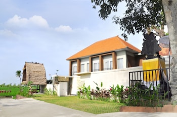 villa tangtu beach inn