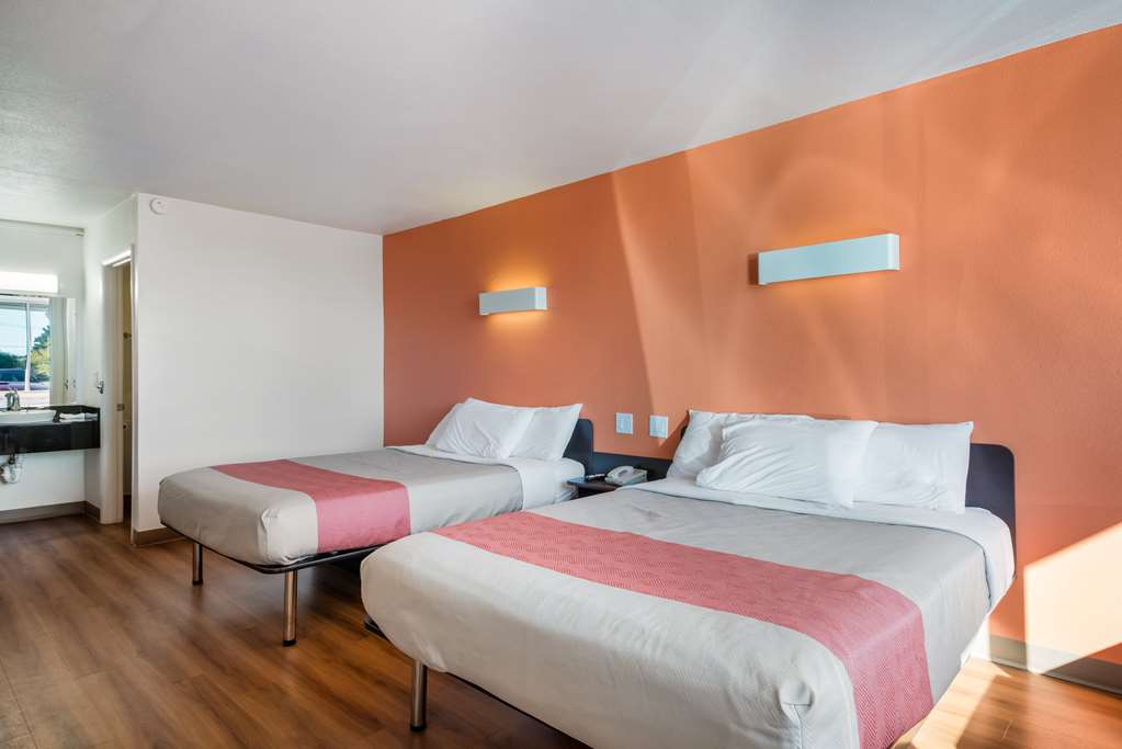 motel 6 connellys springs nc