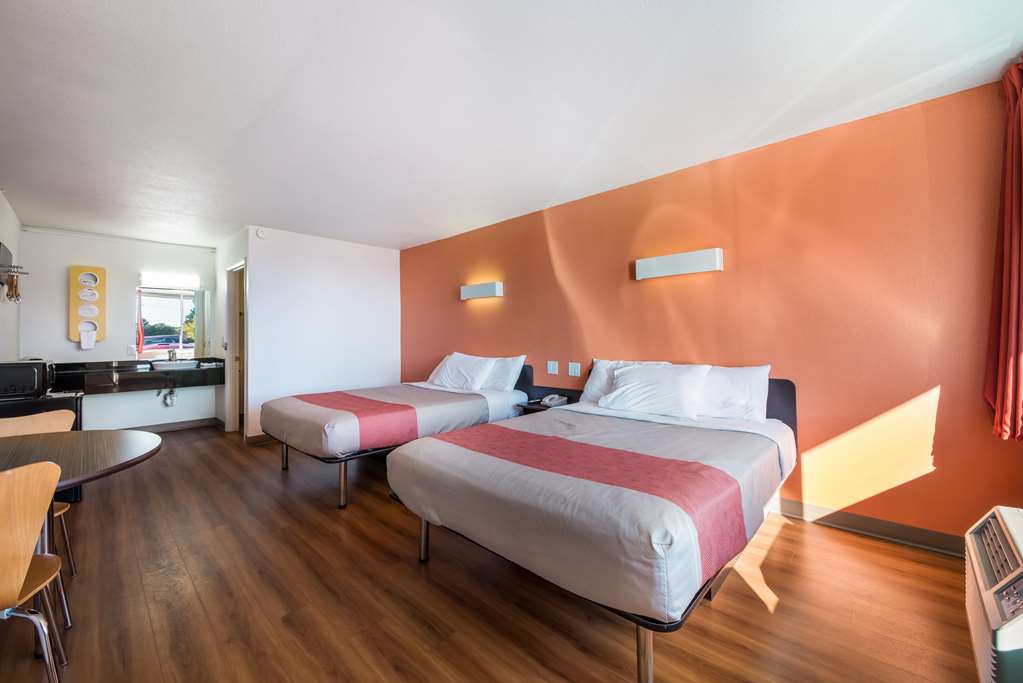 motel 6 connellys springs nc