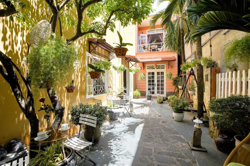 green garden homestay