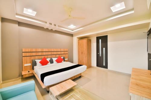 ardency inn by park tree udaipur