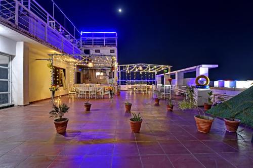 ardency inn by park tree udaipur