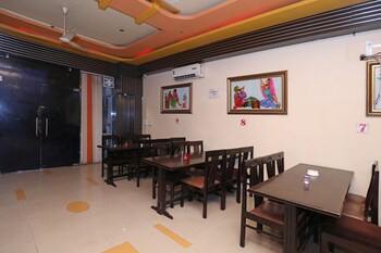 ardency inn by park tree udaipur