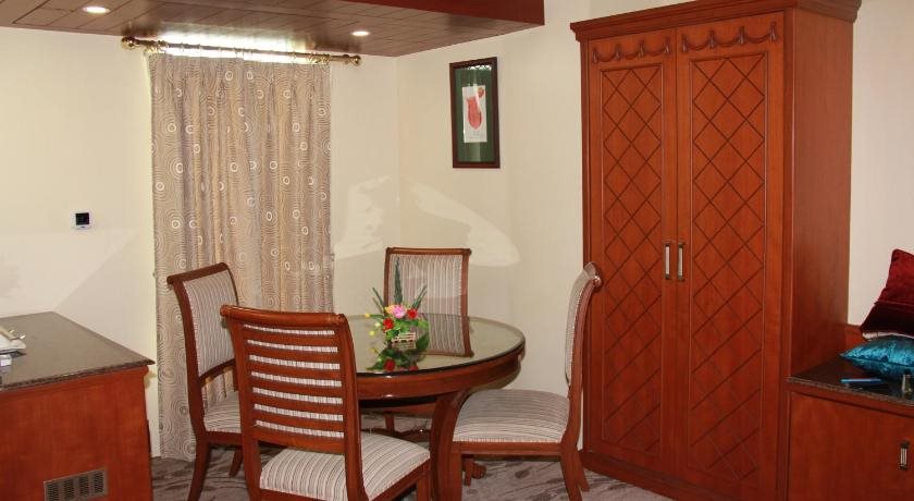 Royale De Casa,Beltola,4 star