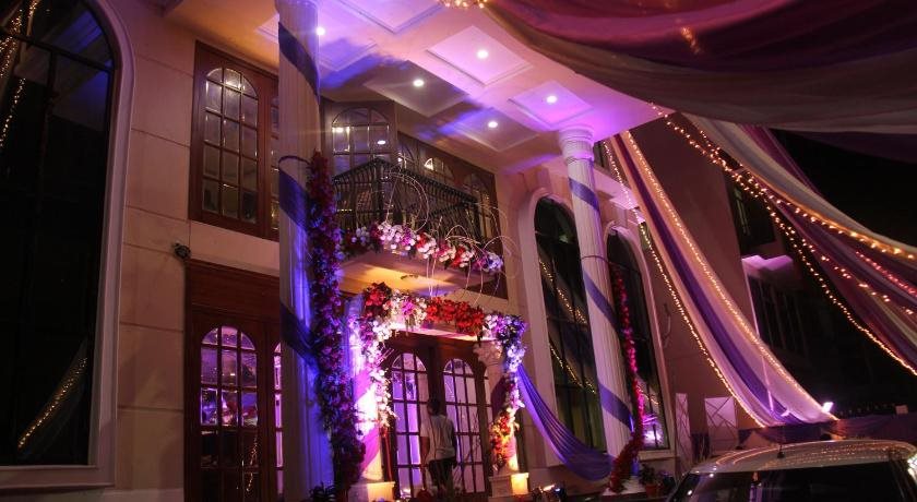 Royale De Casa,Beltola,4 star