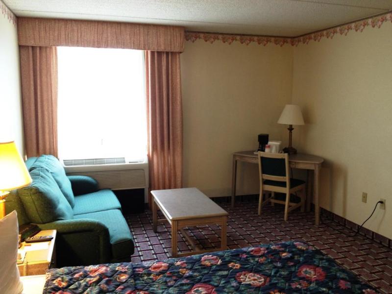 fairbridge hotel cleveland east