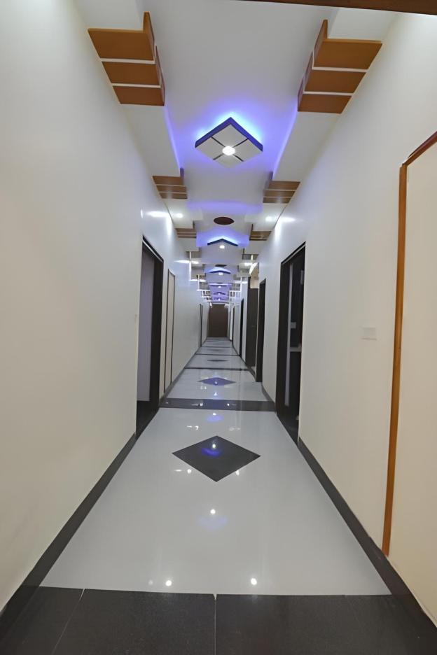 hotel banwari palace