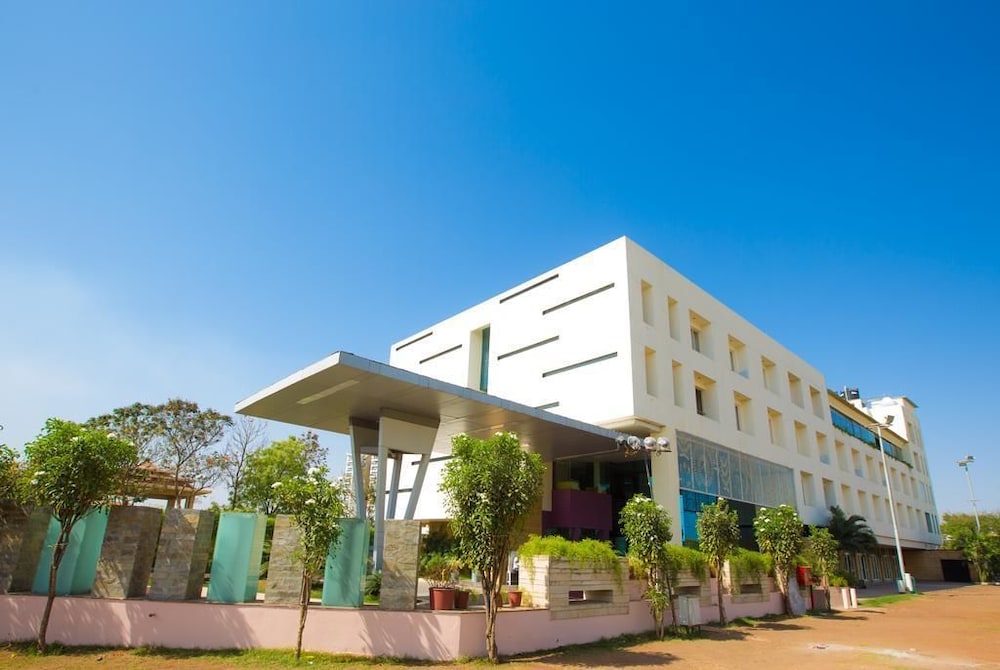 hotel waterlily indore