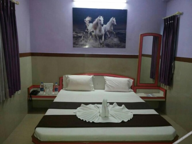 hotel shreenidhi