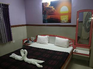 Hotel Shreenidhi,India>>Dwarka,1 star