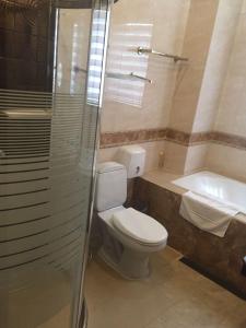 seasons riverside hotel