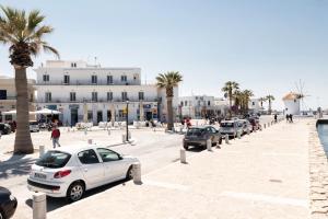 paros