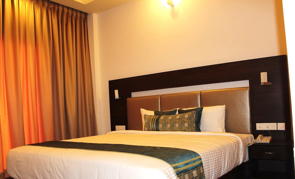 chris hotel whitefield