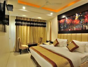 Hotel Sai Miracle,Greater Noida>>Delhi,3 star
