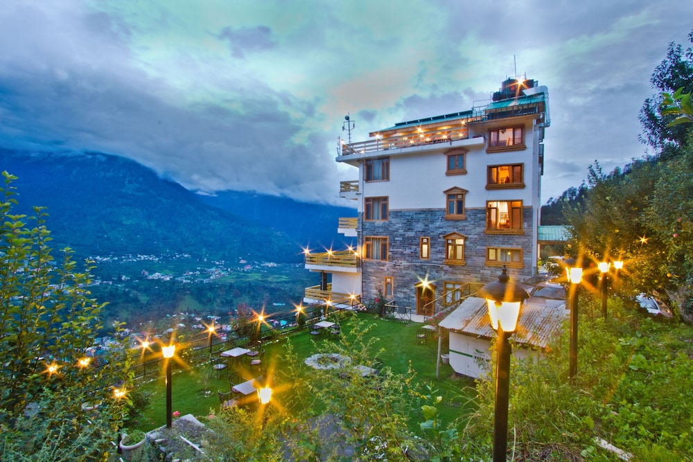Vivaan The Sunrise Resort,Manali>>Kullu,4 star
