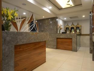 Hotel Raj Mahal,Maharashtra>>Pune,2 star