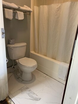 Lake Seminole Inn,Grand Ridge>>Chattahoochee,2 star