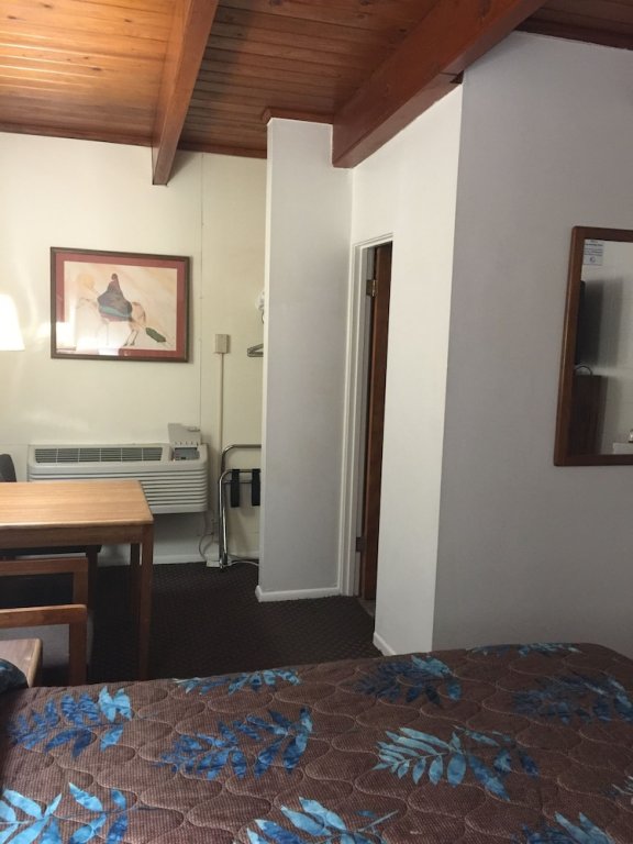 Lazy U Motel,Rapid Valley>>Rapid City,2 star