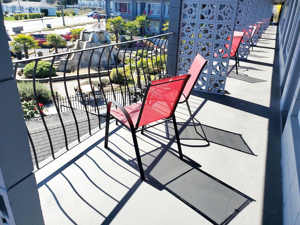 the port o call inn and suites