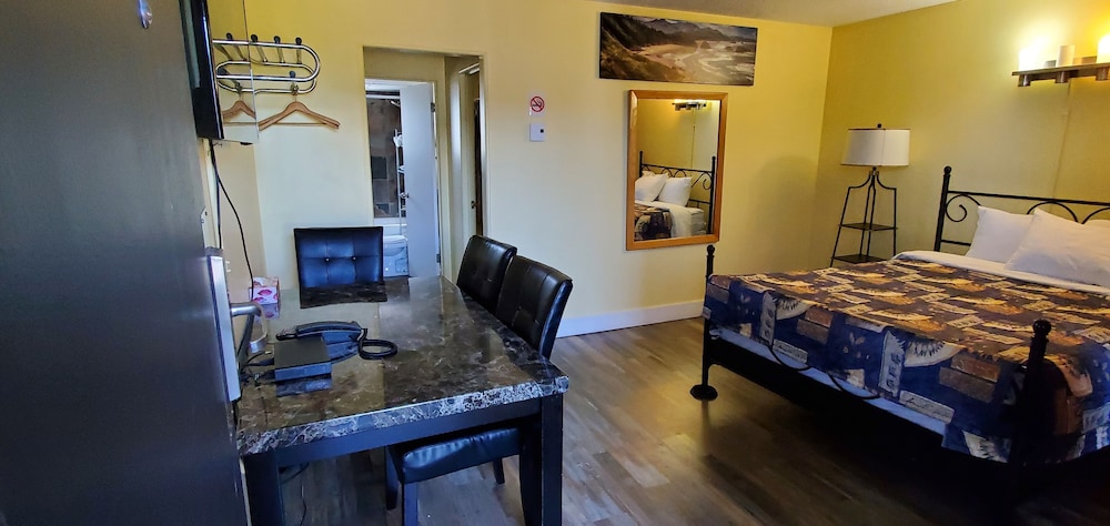 the port o call inn and suites