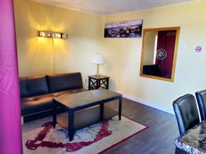 the port o call inn and suites