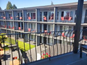 the port o call inn and suites