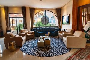Pousada Luis Xv,Rua Djalma Forjaz 263,3 star