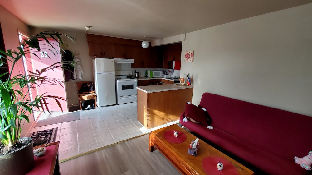 riverview motel
