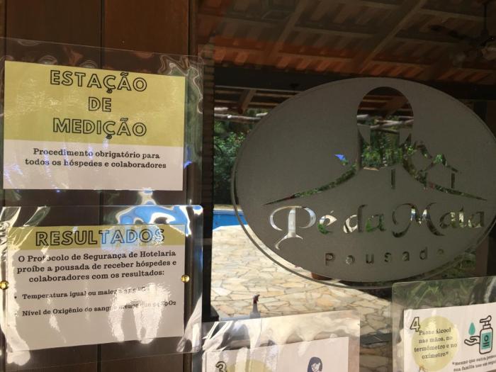 pousada pe da mata maresias