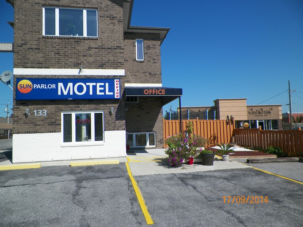 sun parlor motel
