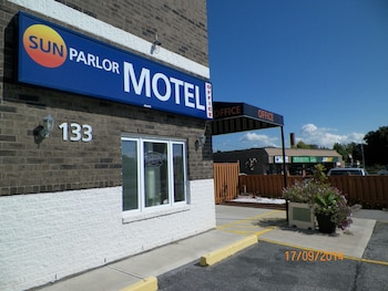 sun parlor motel