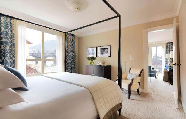 four seasons hotel prague