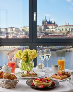four seasons hotel prague