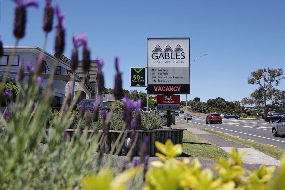 gables lakefront resort