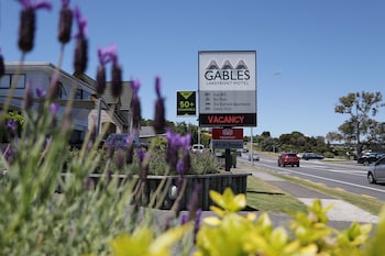 gables lakefront resort
