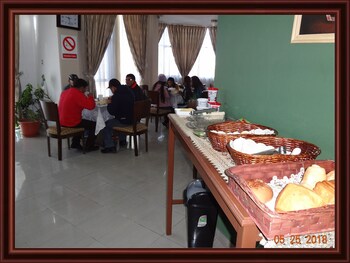 Hostelling Bustillo,Bolivia>>Sucre,3 star