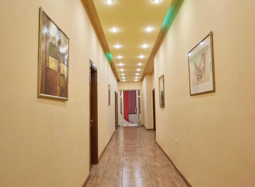 bella hotel