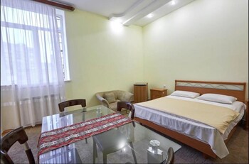 bella hotel